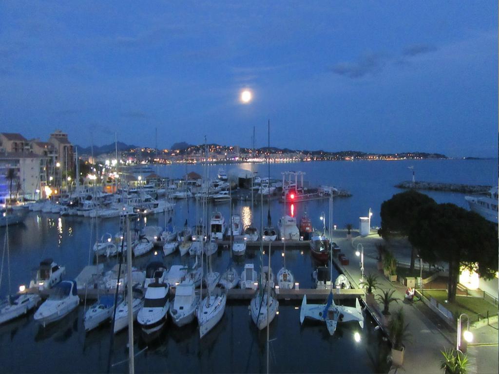 Boutique Apartment Hirondelle Port Fréjus Kültér fotó